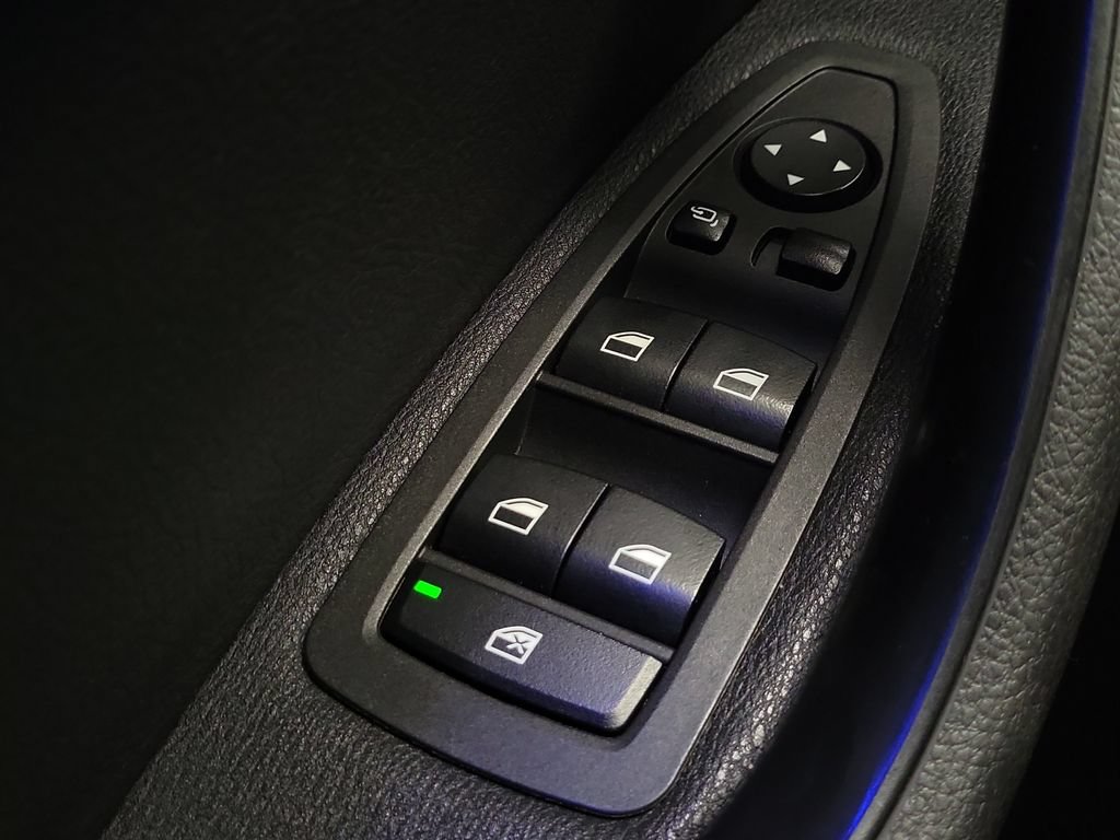 Used 2022 BMW X2 sDrive28i w/ Convenience Package FWD image 14
