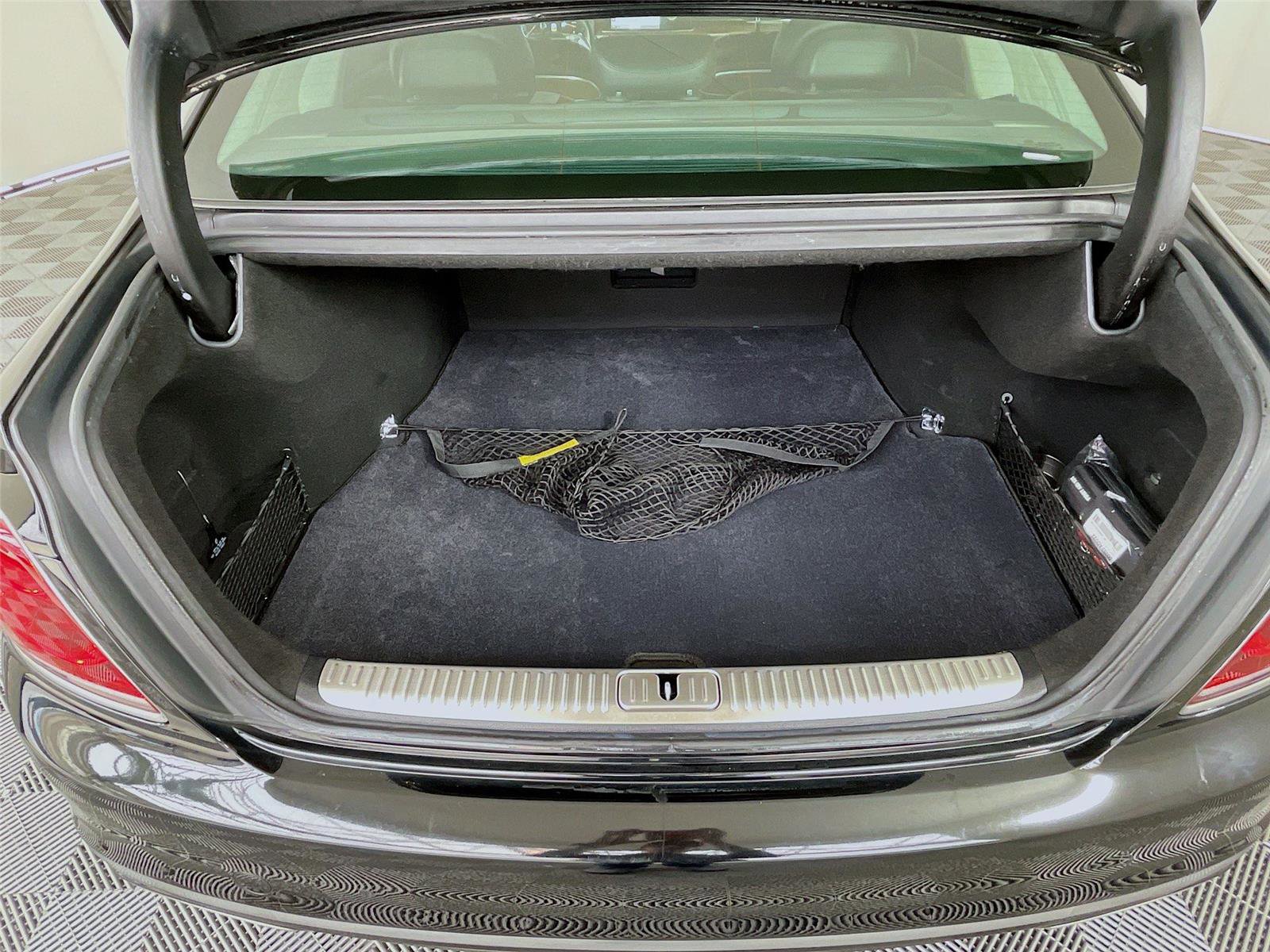 Used 2019 Kia K900 Luxury w/ VIP Package image 29