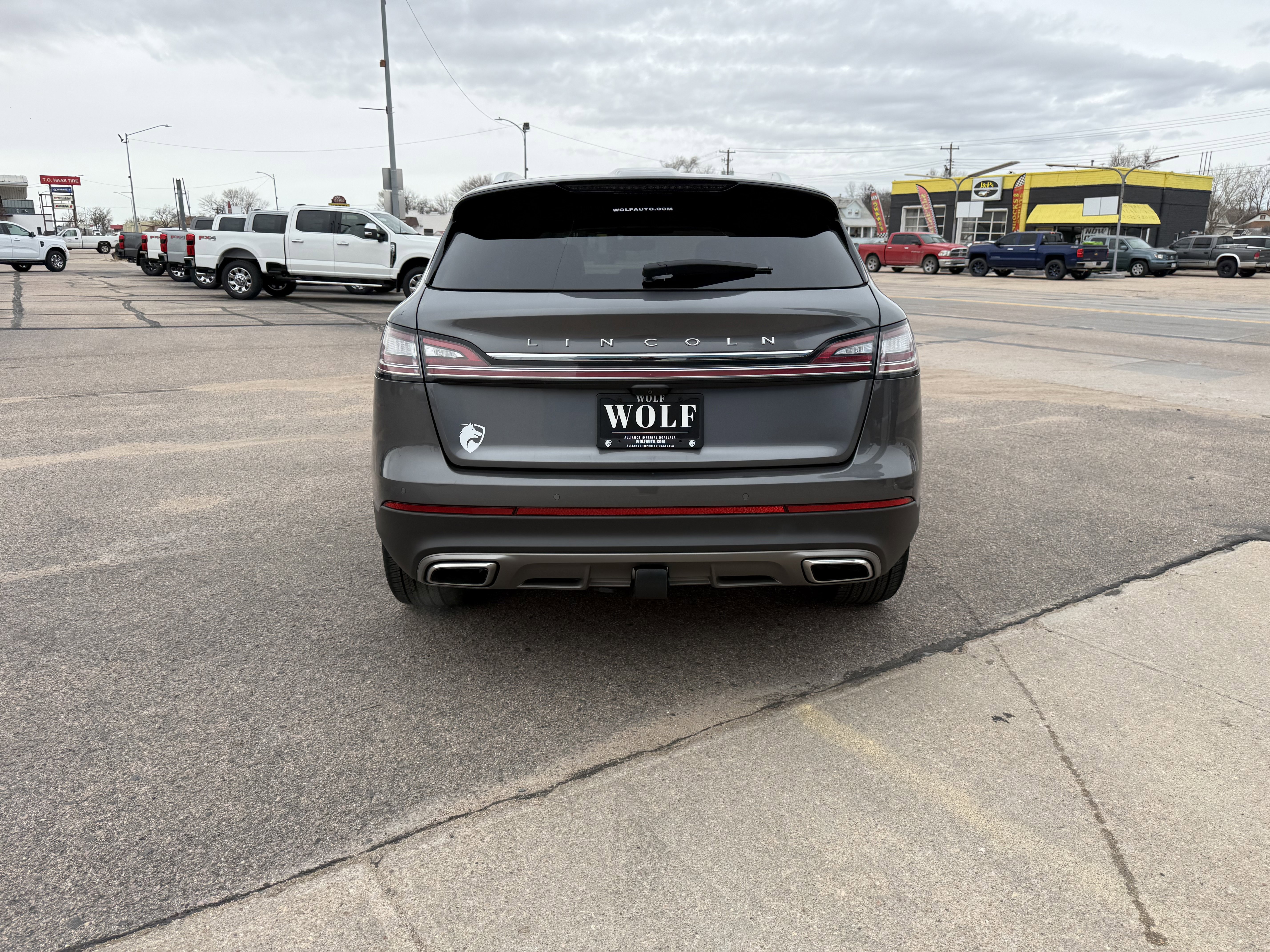 Used 2022 Lincoln Nautilus Reserve w/ Equipment Group 202A image 9