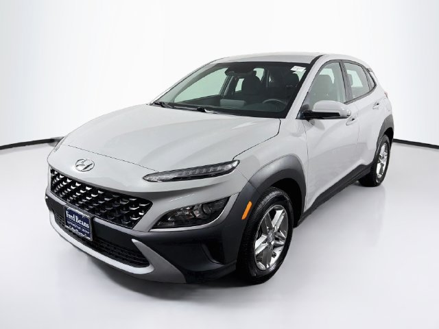 Used 2023 Hyundai Kona SE w/ Cargo Package AWD/4WD image 3