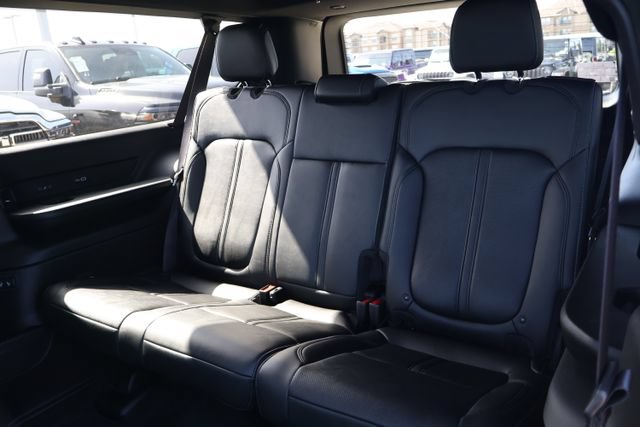 New 2026 Jeep Grand Wagoneer L Limited AWD/4WD image 10