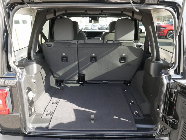 New 2025 Jeep Wrangler Sahara image 10