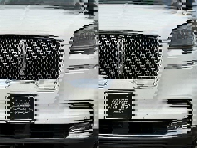 Used 2021 Lincoln Aviator Reserve w/ Elements Package Plus image 8