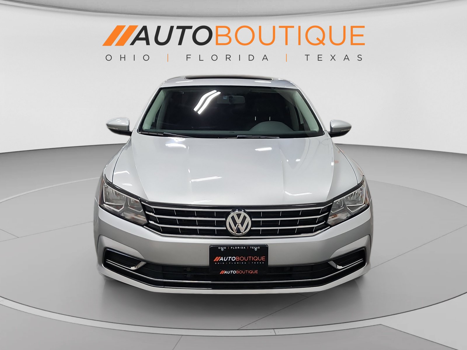 Used 2019 Volkswagen Passat 2.0T Wolfsburg w/ Wheels & Sunroof Package FWD image 8
