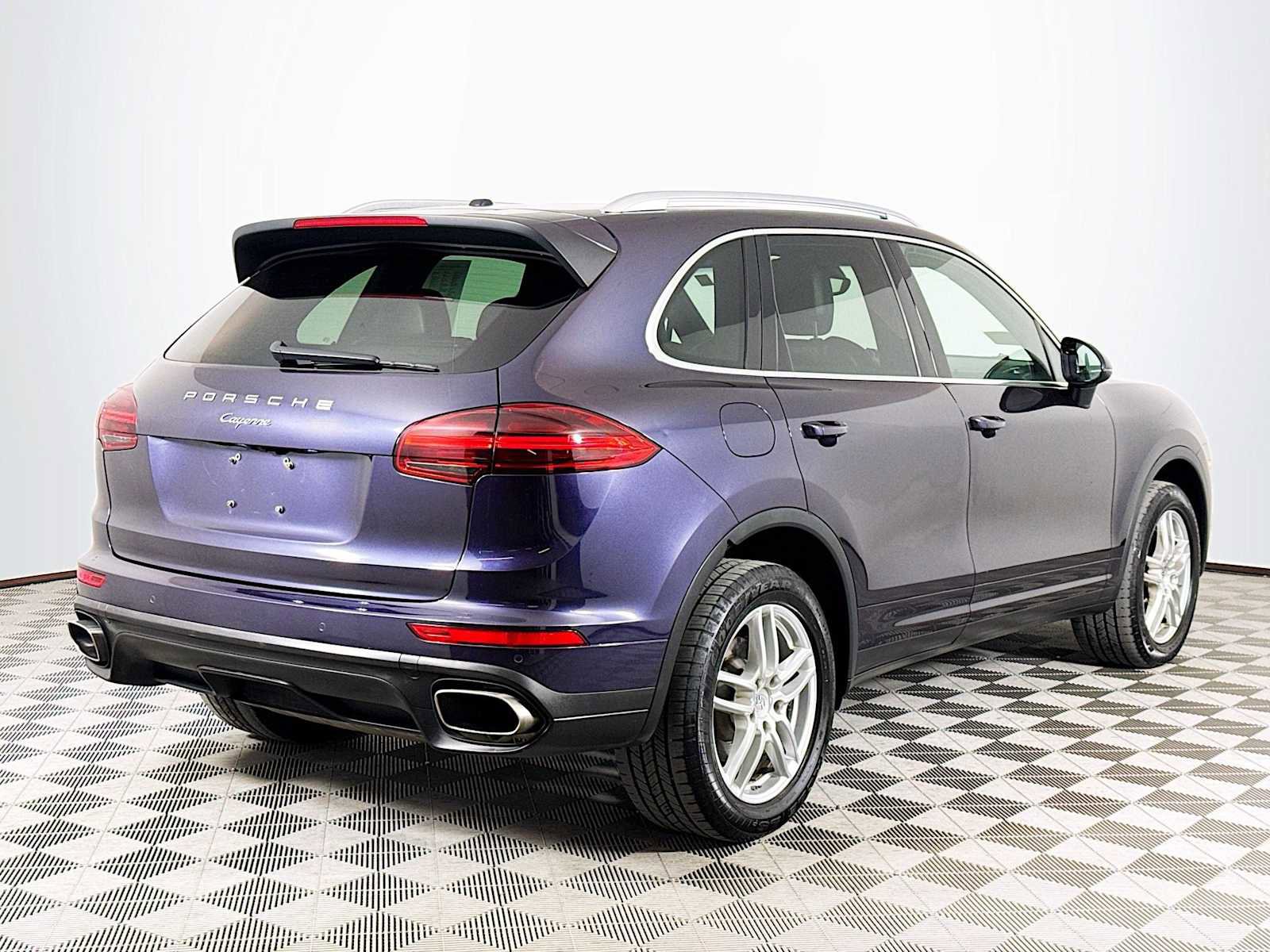 Used 2018 Porsche Cayenne image 5
