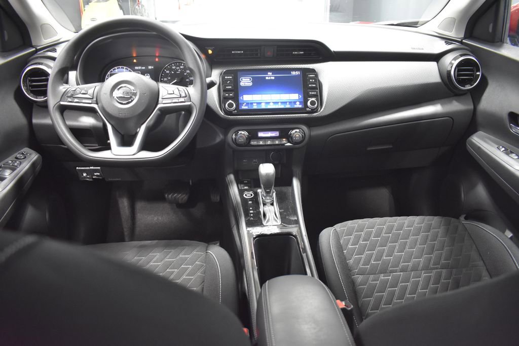 Used 2021 Nissan Kicks SV image 13
