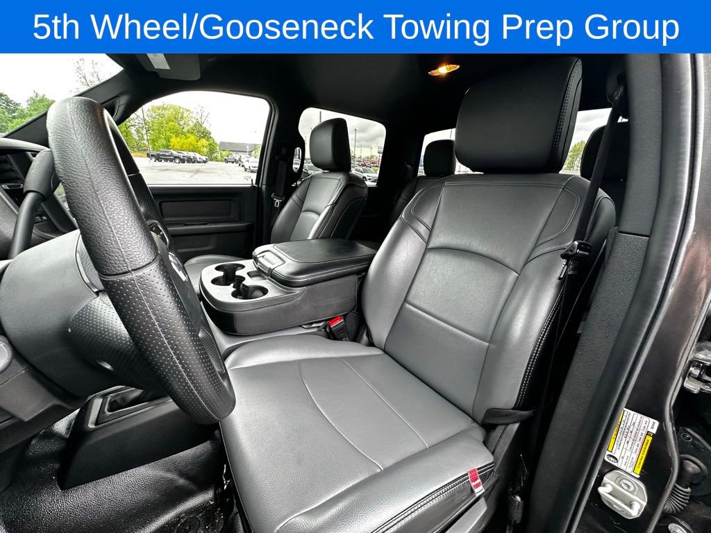 Used 2024 RAM 2500 Tradesman w/ Chrome Appearance Group image 16