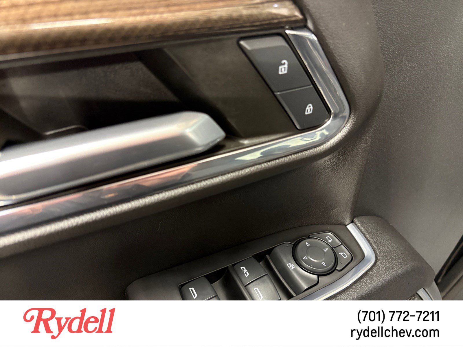 Used 2023 Chevrolet Silverado 1500 LT image 11