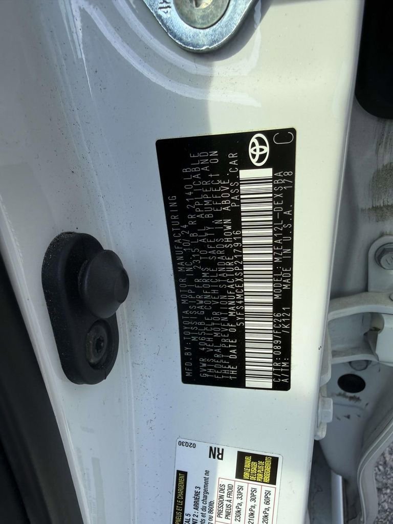 Certified 2025 Toyota Corolla SE w/ Convenience Package image 13