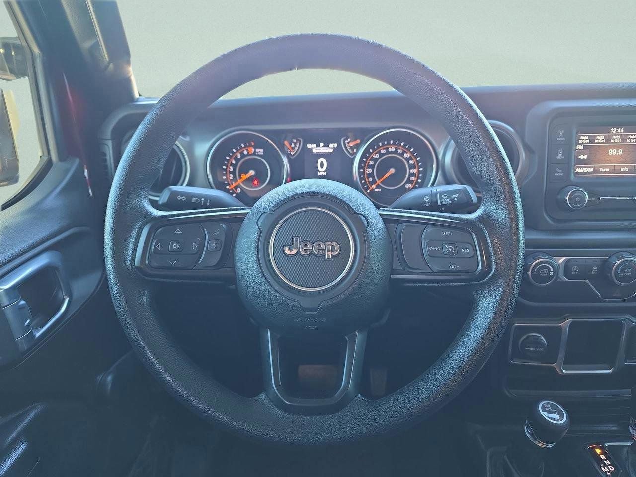 Used 2021 Jeep Gladiator Sport image 9