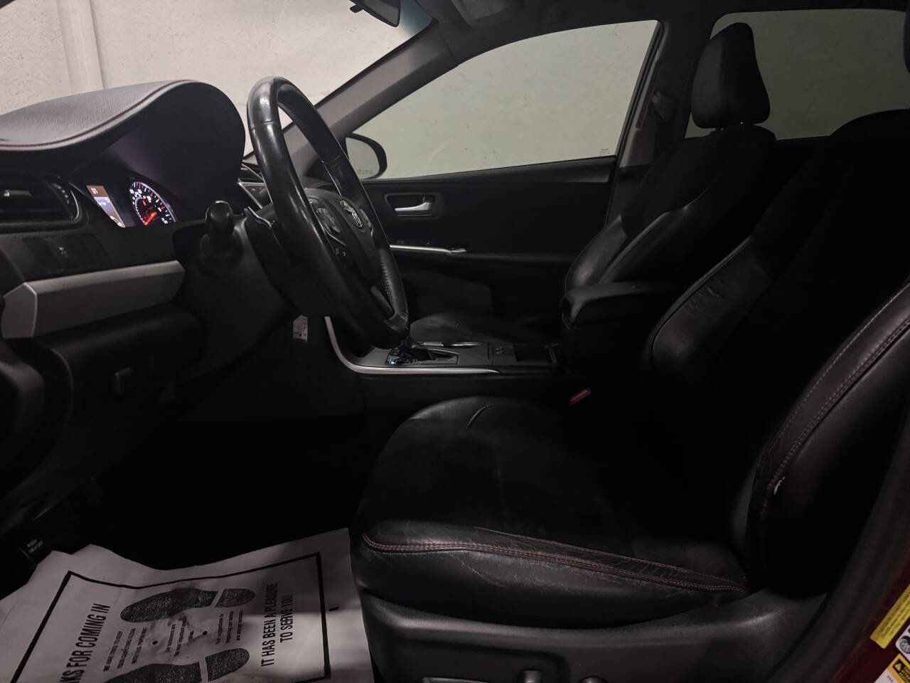 Used 2017 Toyota Camry LE image 14