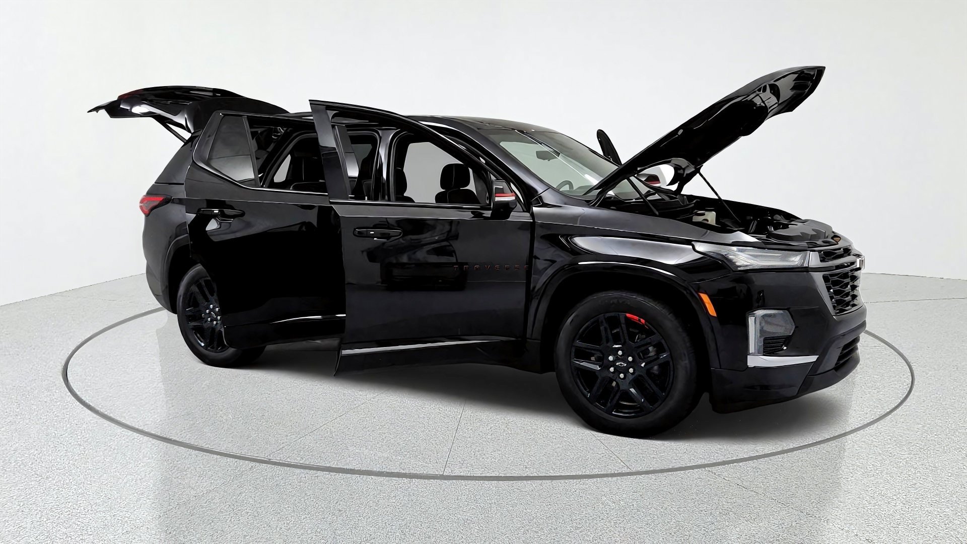 Certified 2023 Chevrolet Traverse Premier w/ Redline Edition FWD image 13