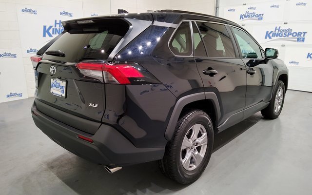 Used 2024 Toyota RAV4 XLE image 3