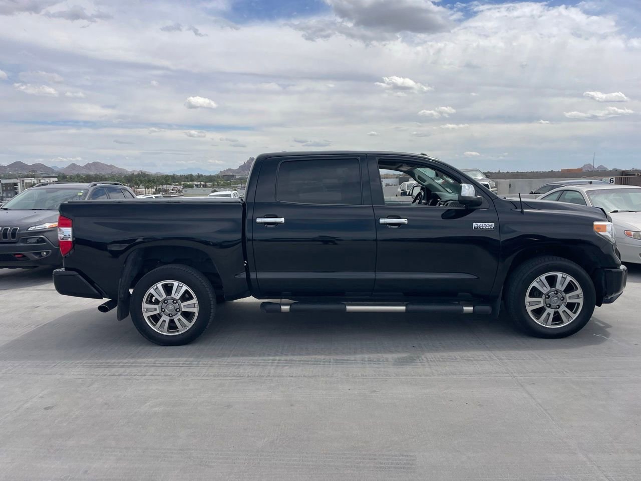 Used 2014 Toyota Tundra Platinum image 3