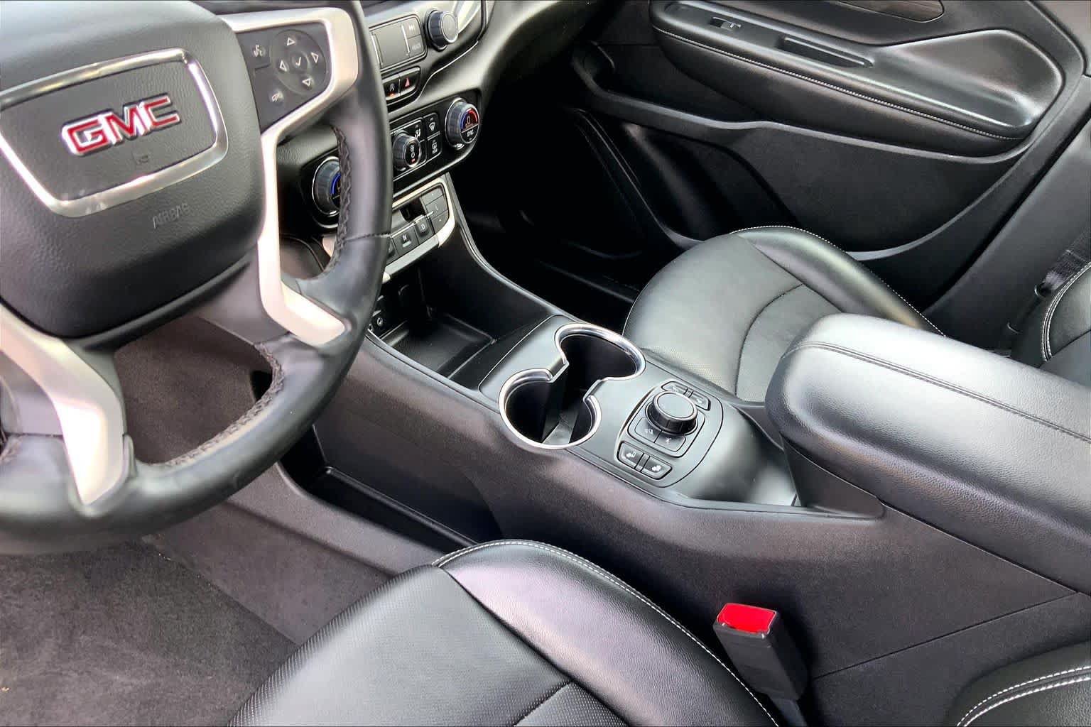 Certified 2023 GMC Terrain SLT w/ Elevation Edition FWD image 16