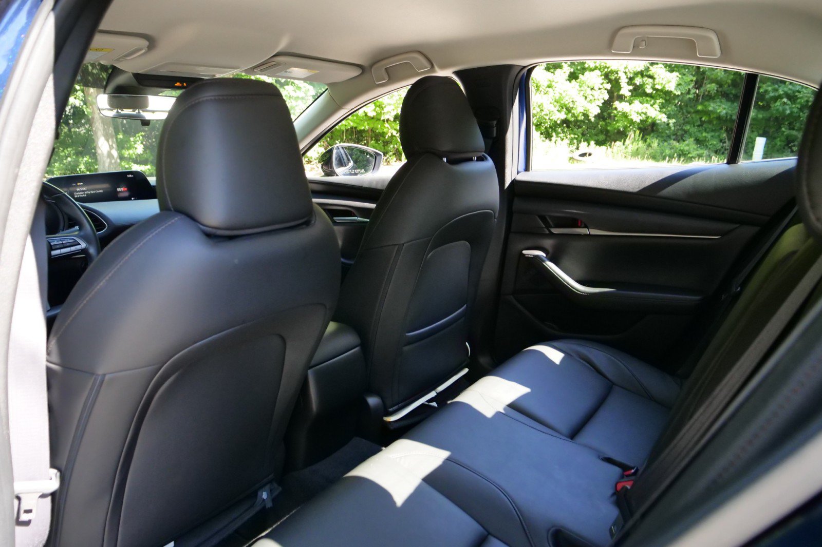 Used 2021 MAZDA MAZDA3 s FWD image 23