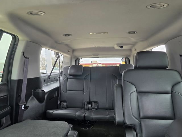 Used 2017 Chevrolet Suburban Premier image 21