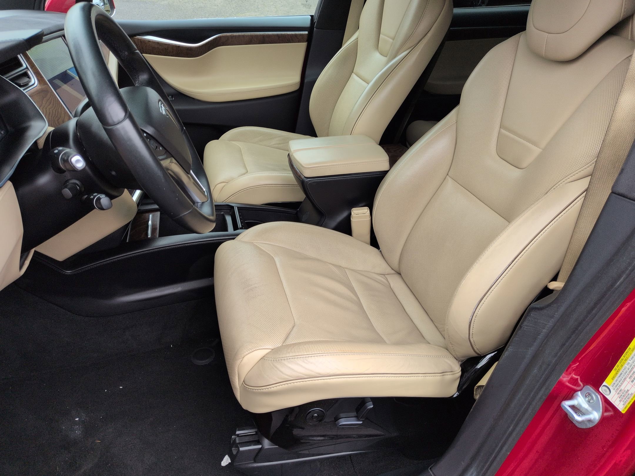 Used 2016 Tesla Model X 90D image 13