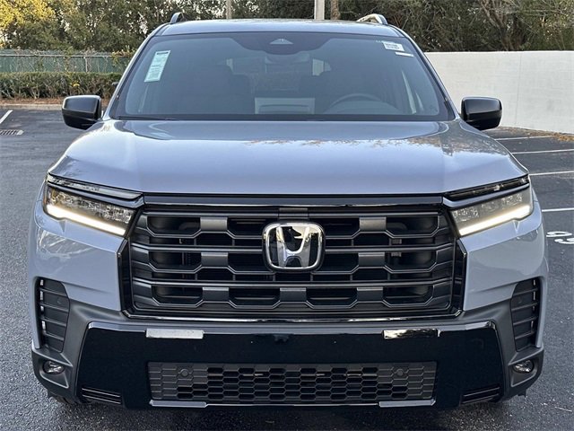 New 2026 Honda Pilot Sport image 8