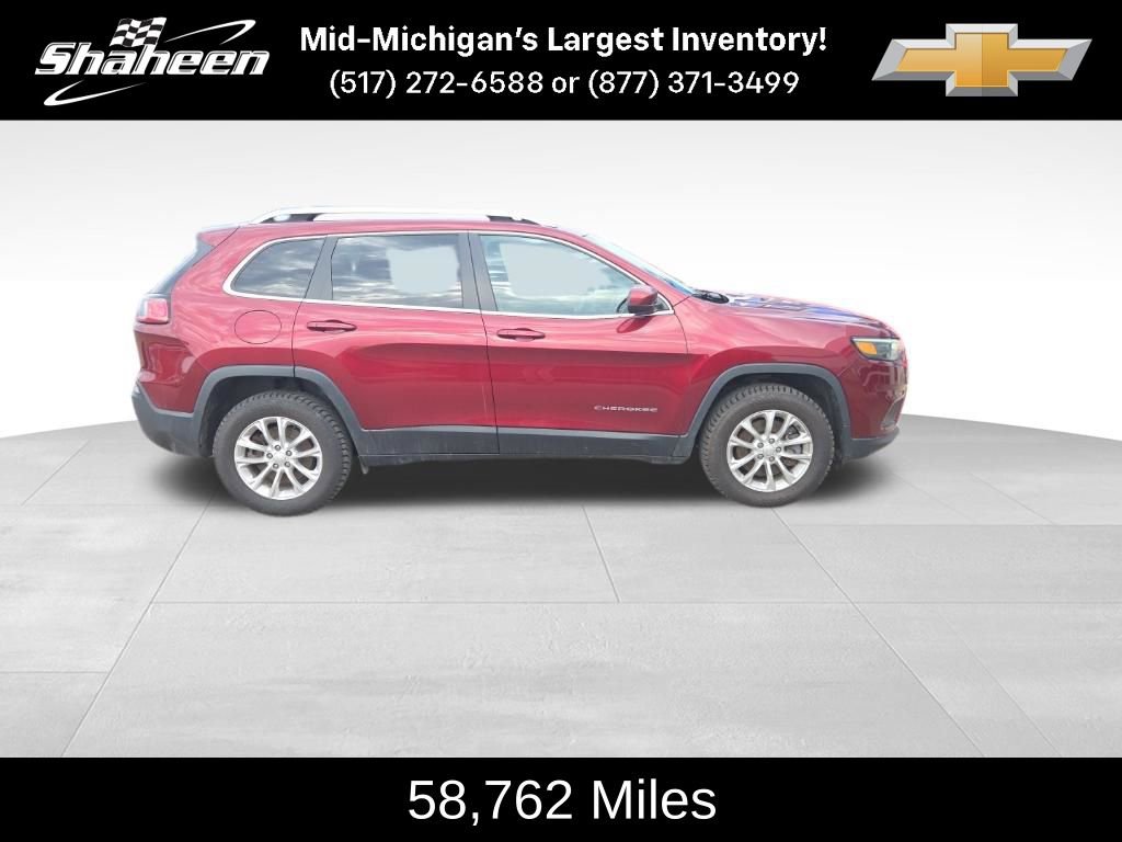 Used 2019 Jeep Cherokee Latitude w/ Cold Weather Group image 2