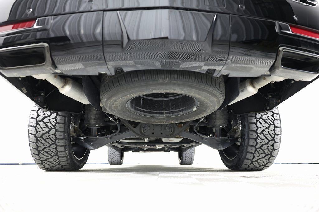 Used 2026 Cadillac Escalade ESV Sport w/ Touring Package image 57