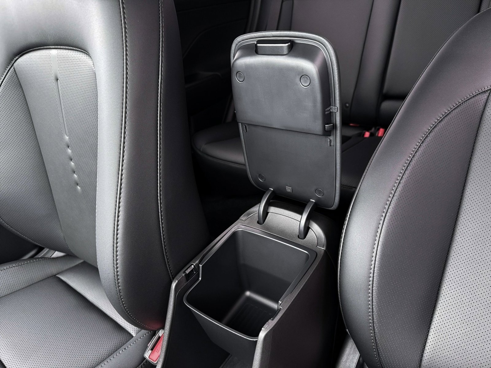 New 2026 Hyundai Kona Limited image 18