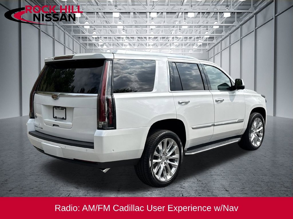 Used 2020 Cadillac Escalade Luxury AWD/4WD image 7