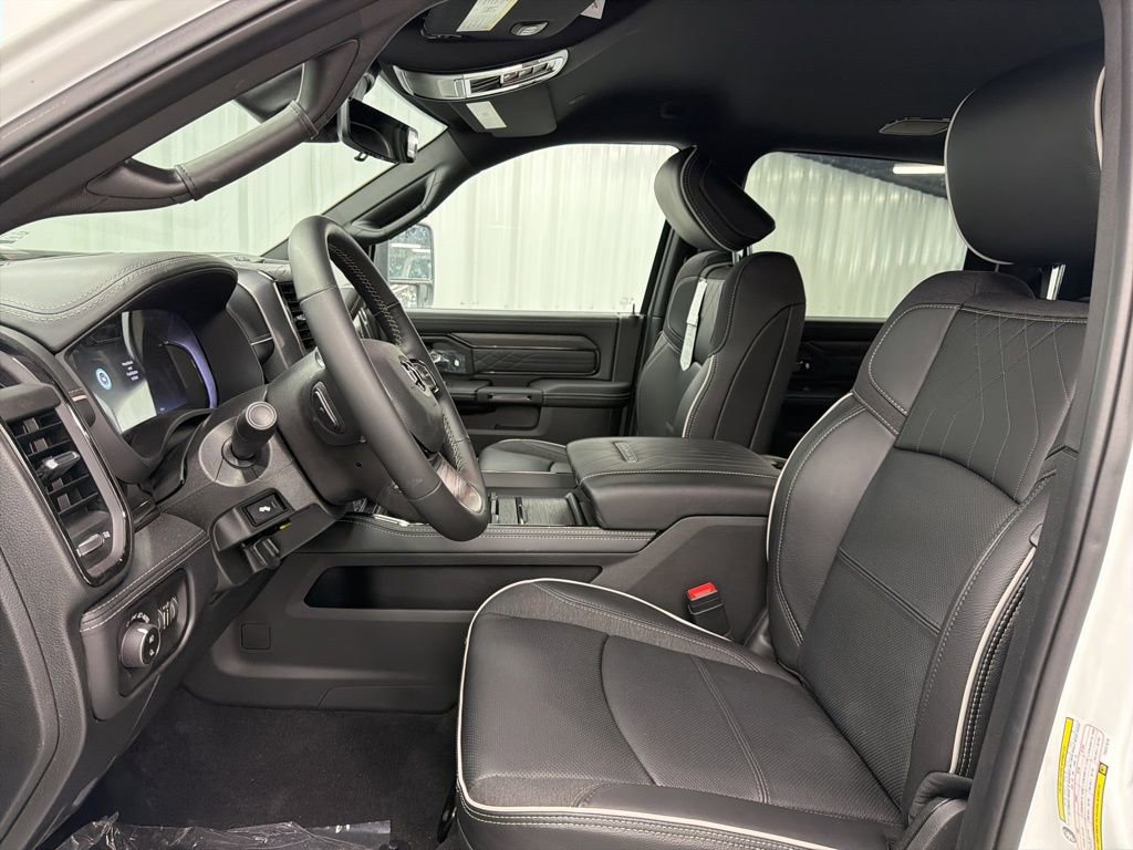 New 2026 RAM 3500 Limited AWD/4WD image 14