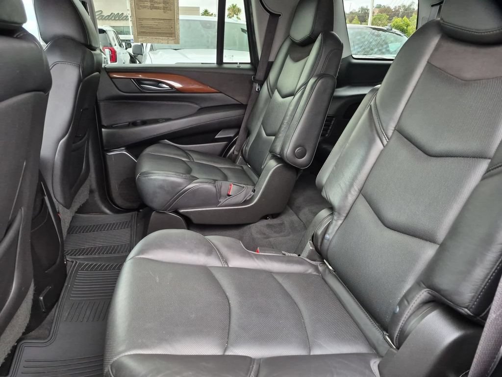 Used 2018 Cadillac Escalade 4WD image 17