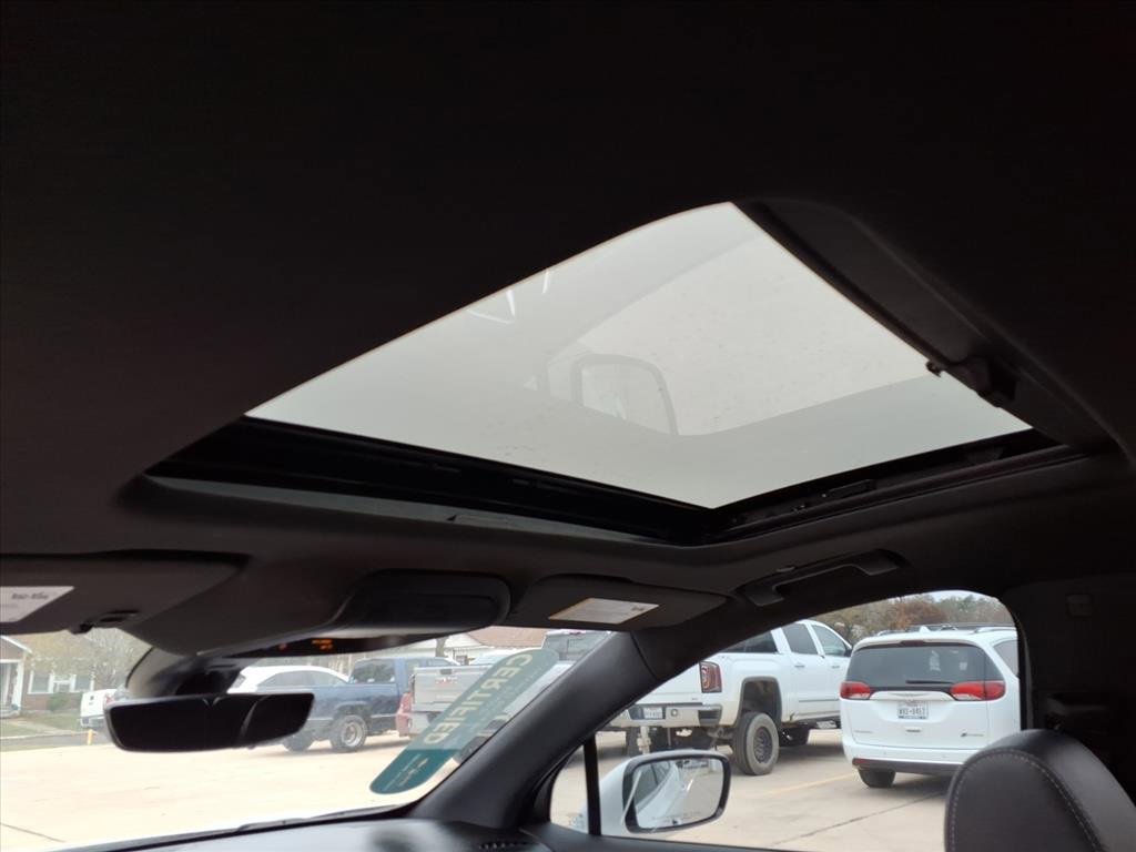 Certified 2022 Buick Enclave Premium w/ Experience Buick Package image 13