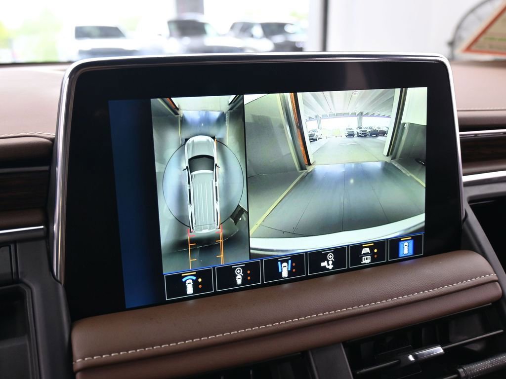 Used 2024 Chevrolet Tahoe High Country image 18