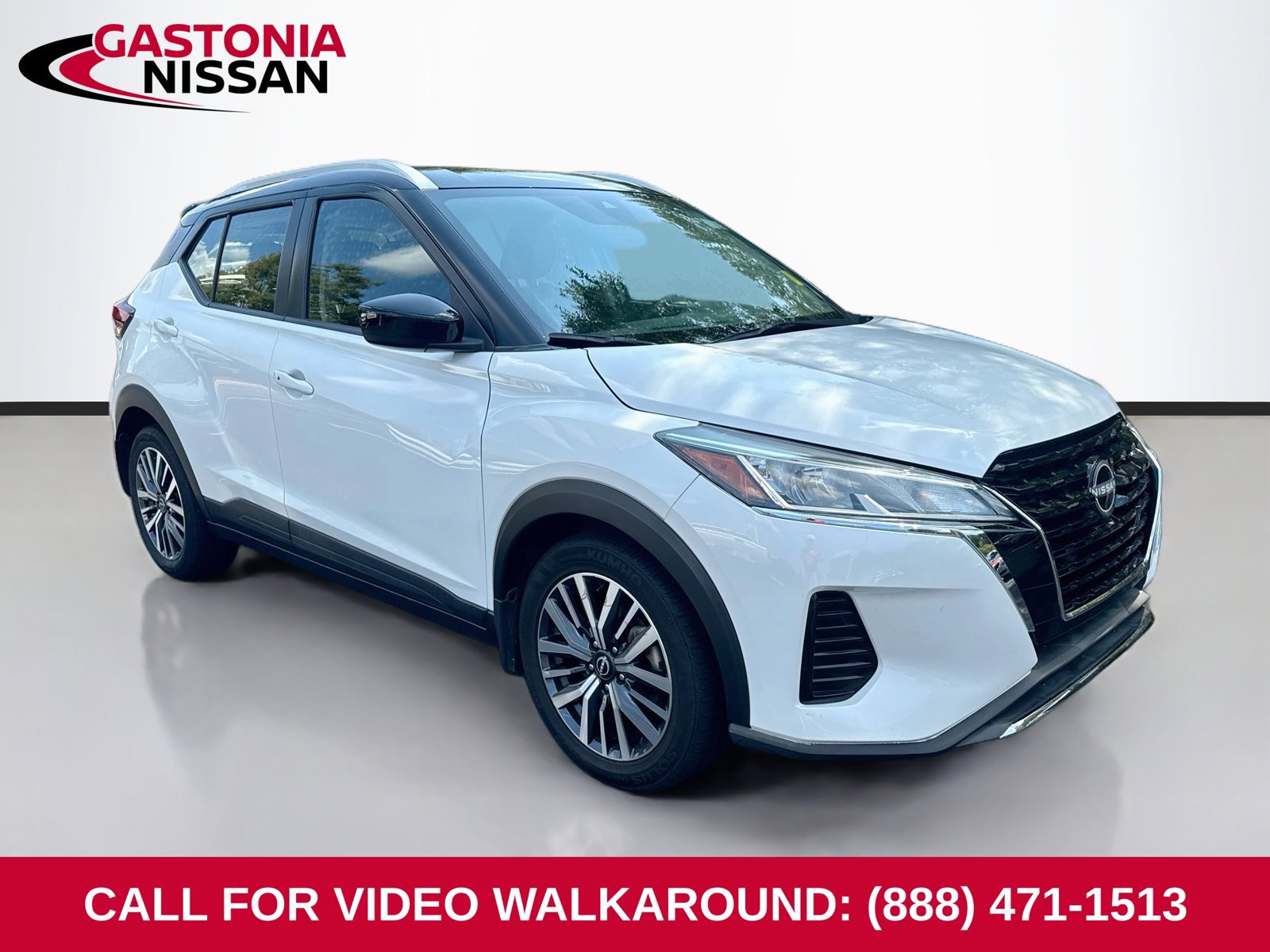 Used 2023 Nissan Kicks SV