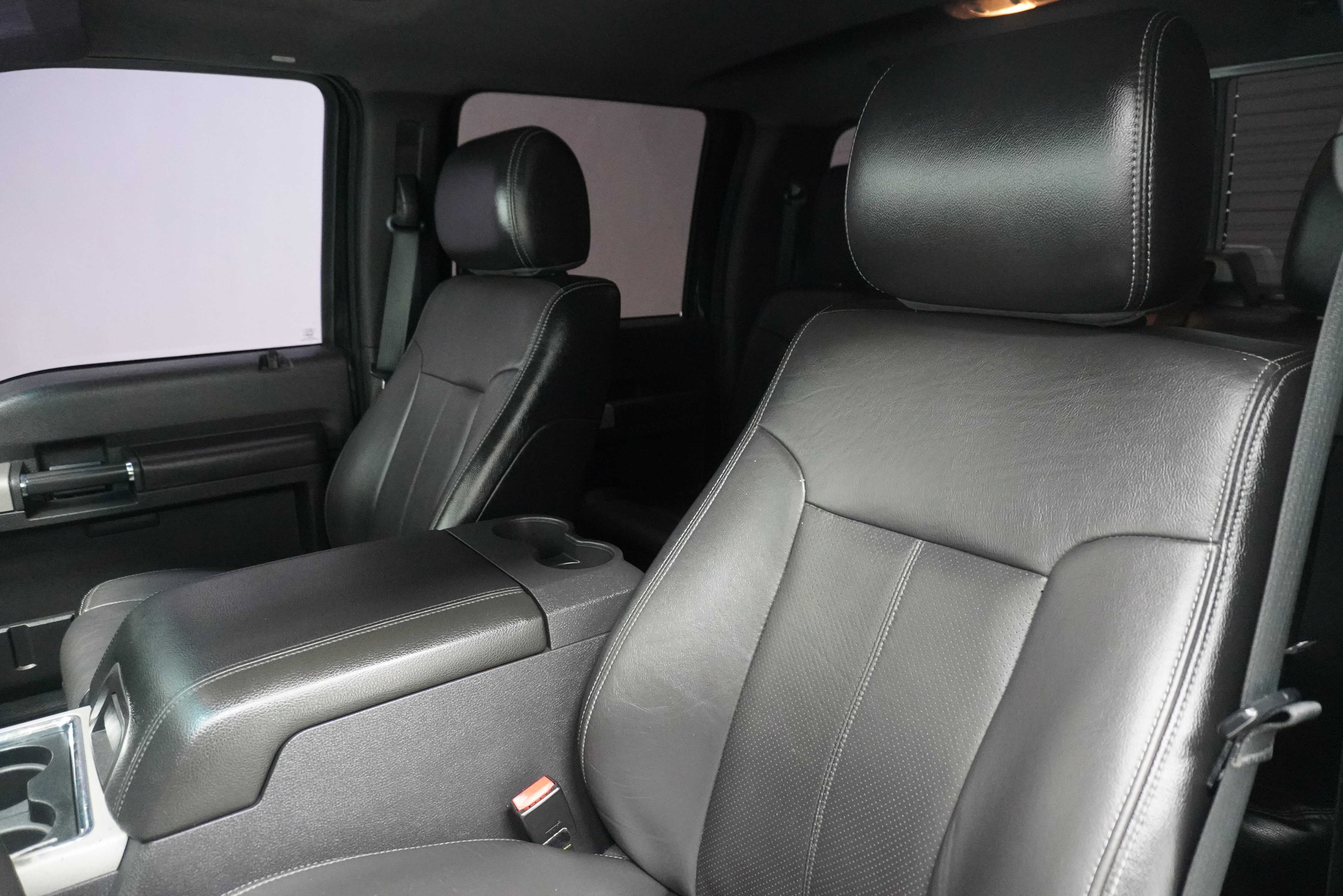 Used 2015 Ford F250 Lariat w/ Lariat Ultimate Package AWD/4WD image 11