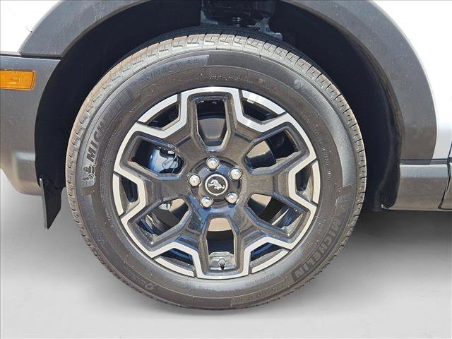 New 2025 Ford Bronco Sport Outer Banks image 10