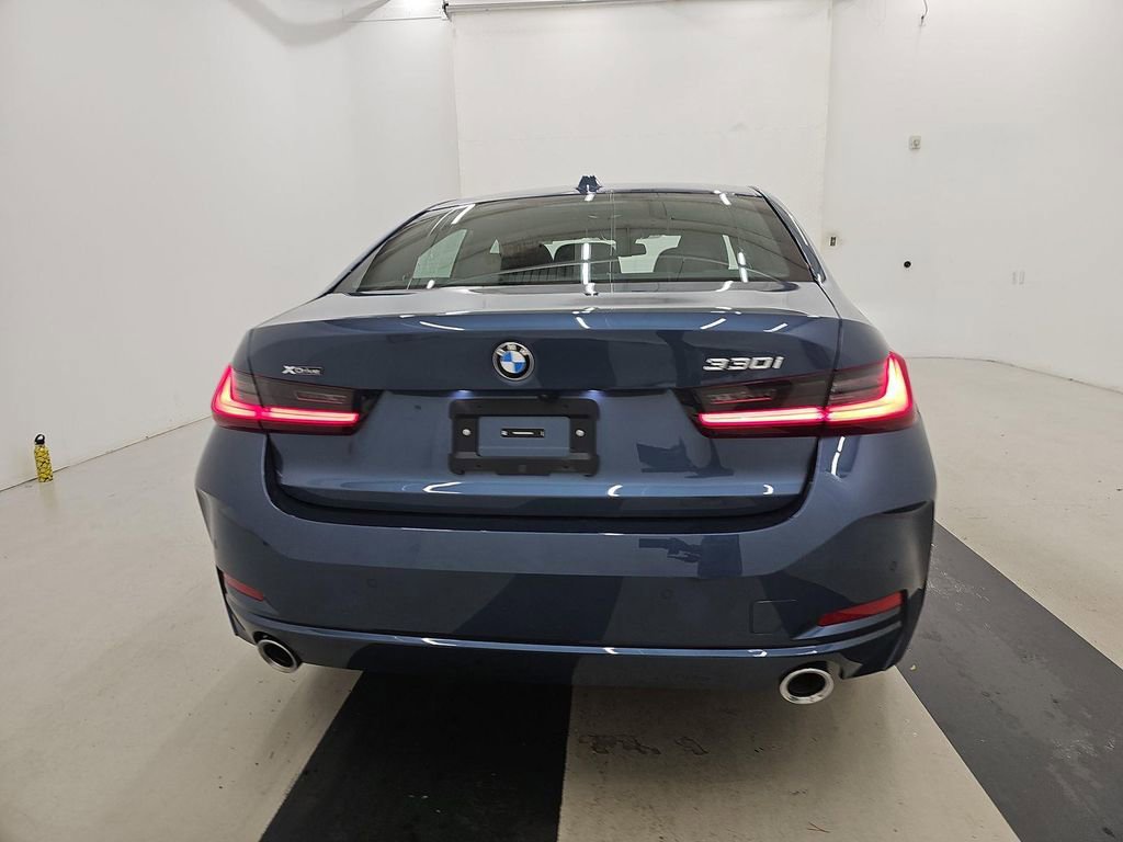 Certified 2025 BMW 330i xDrive Sedan image 3