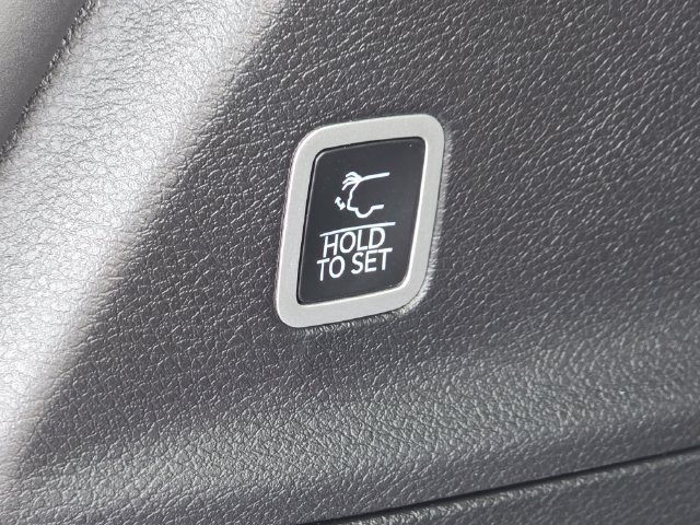 New 2027 Chrysler Pacifica LX FWD image 19