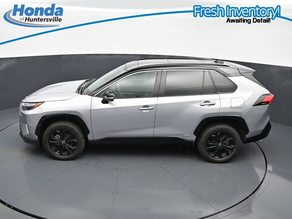 Used 2022 Toyota RAV4 XSE AWD/4WD image 20