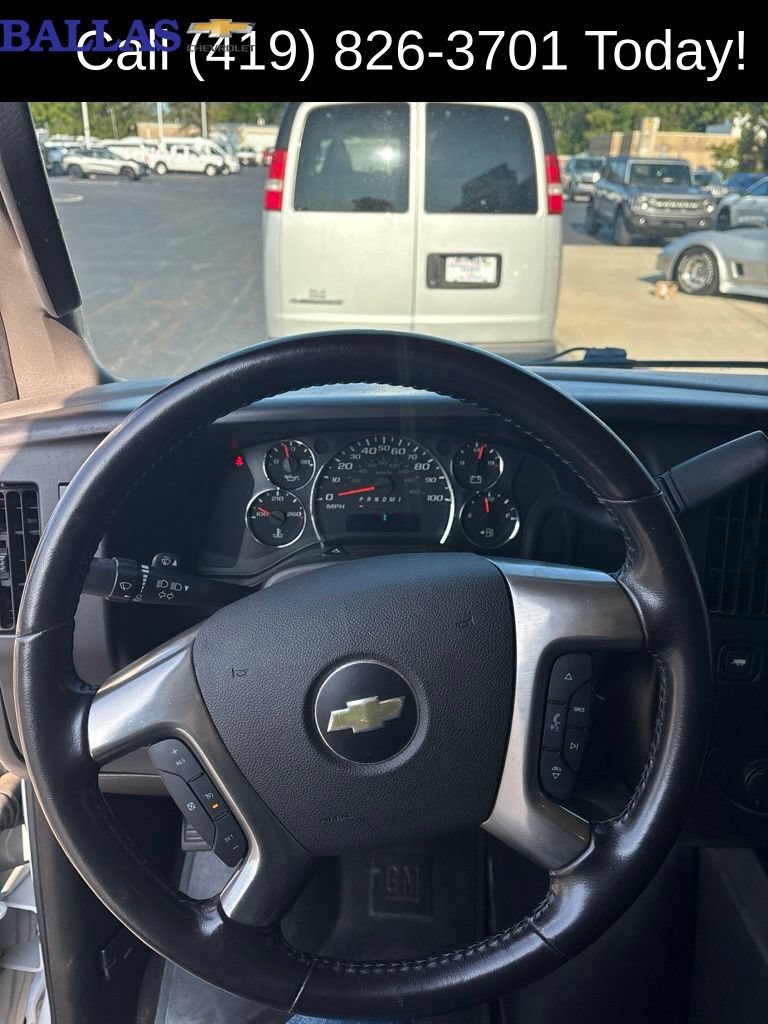 Used 2019 Chevrolet Express 3500 LS RWD image 11