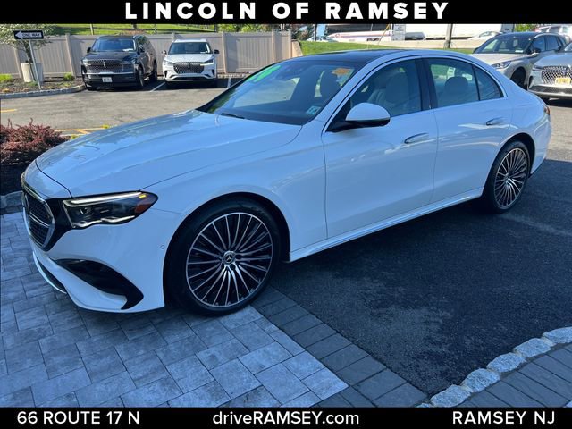 Used 2024 Mercedes-Benz E 350 4MATIC Sedan image 2