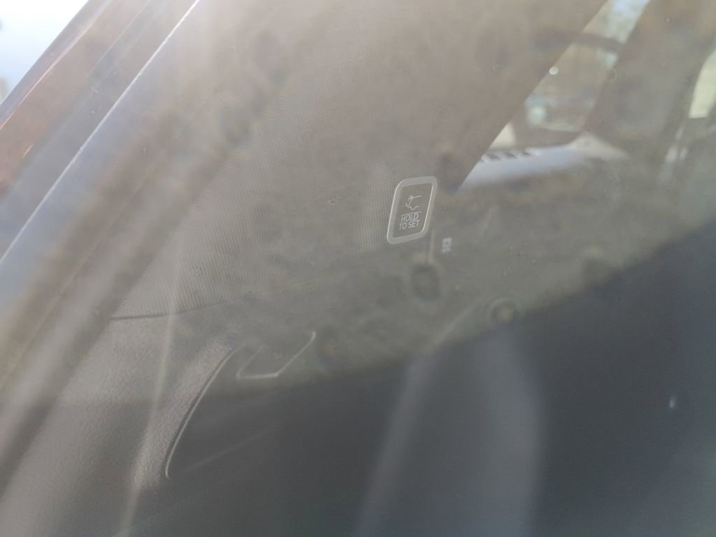 New 2025 Jeep Grand Cherokee 4WD image 32