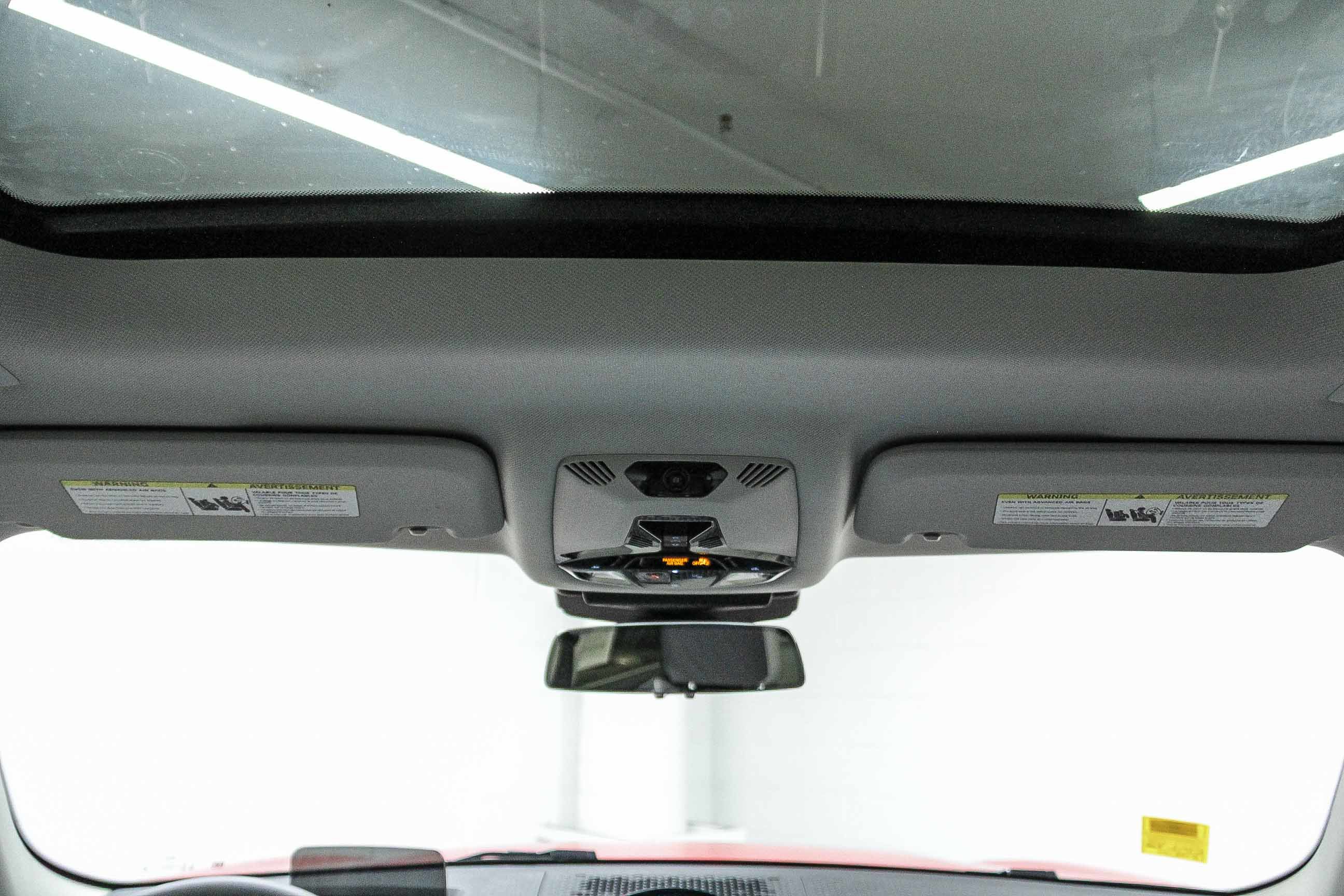 Used 2025 MINI Cooper Countryman S w/ Comfort Package Max image 12