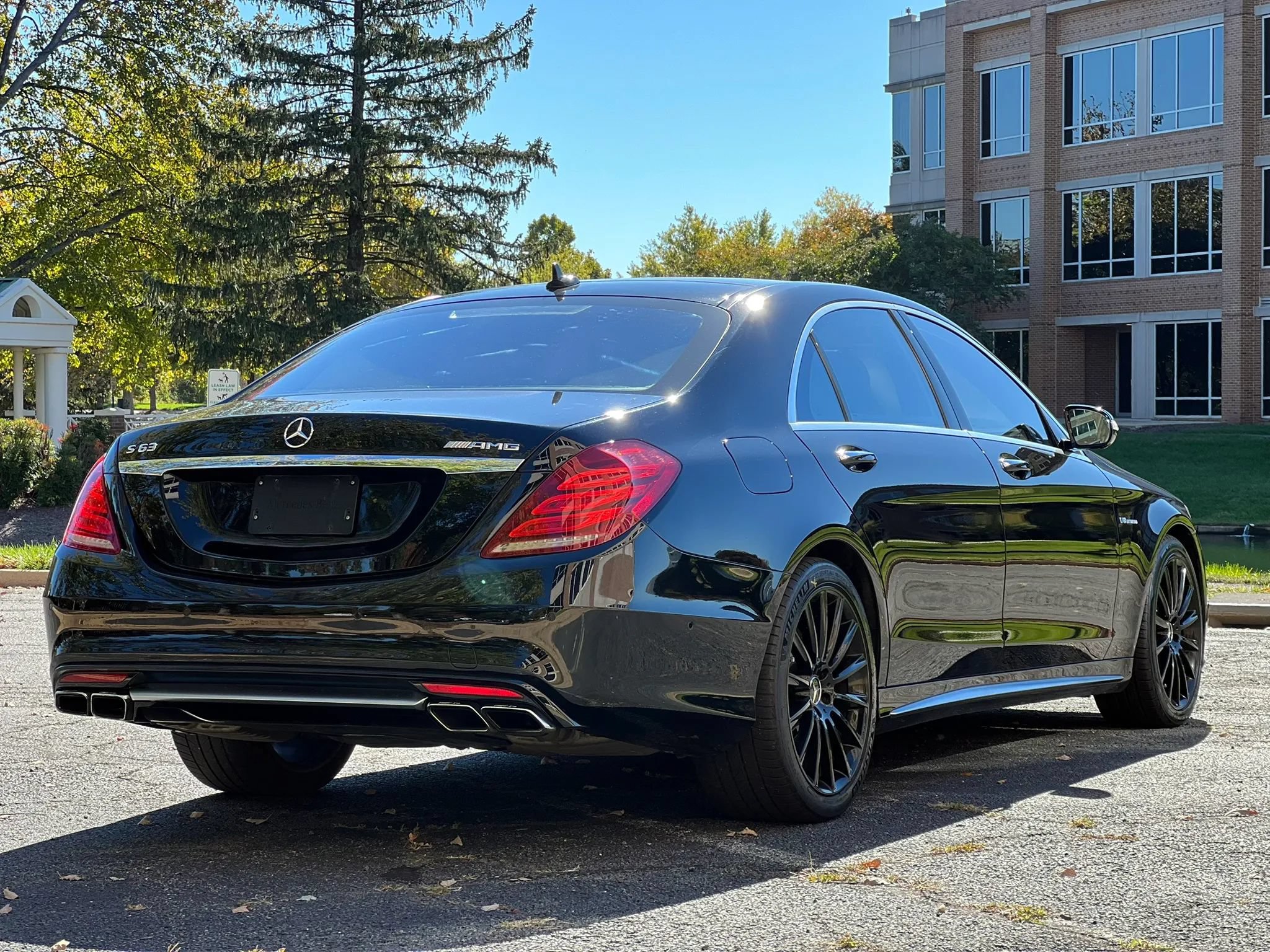 Used 2015 Mercedes-Benz S 63 AMG 4MATIC Sedan image 5