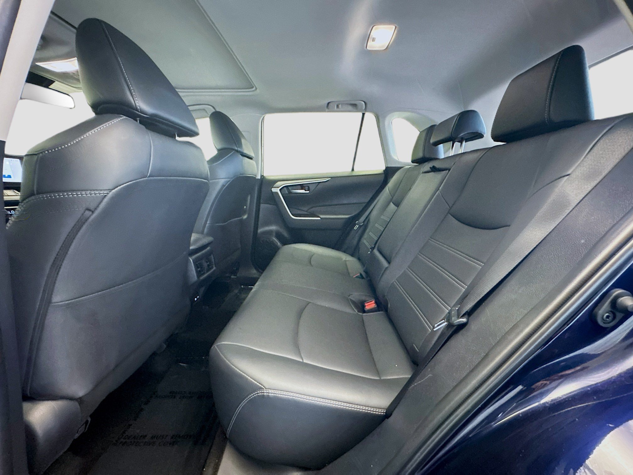 Used 2025 Toyota RAV4 XLE Premium FWD image 15