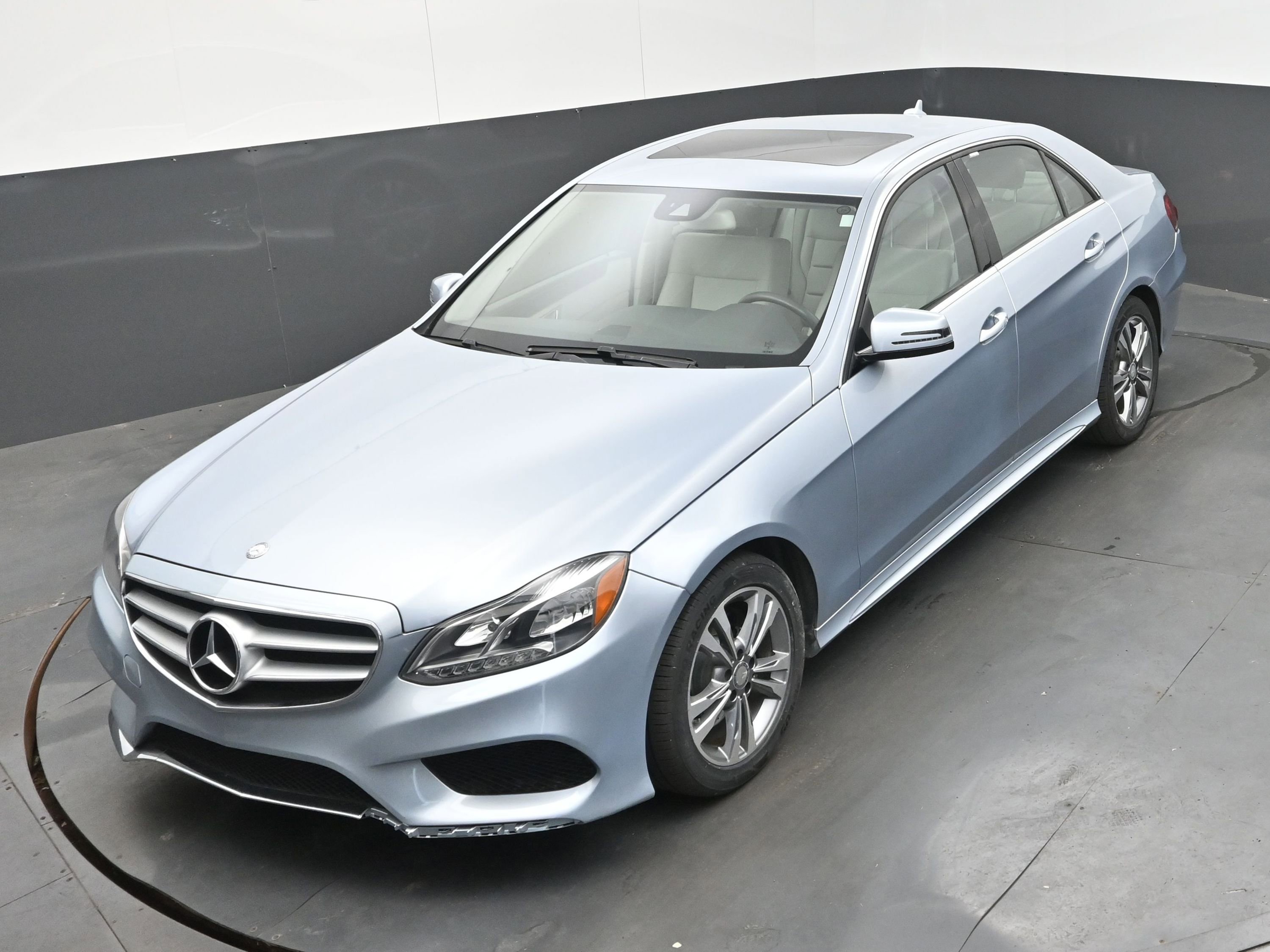 Used 2015 Mercedes-Benz E 350 Sedan image 37