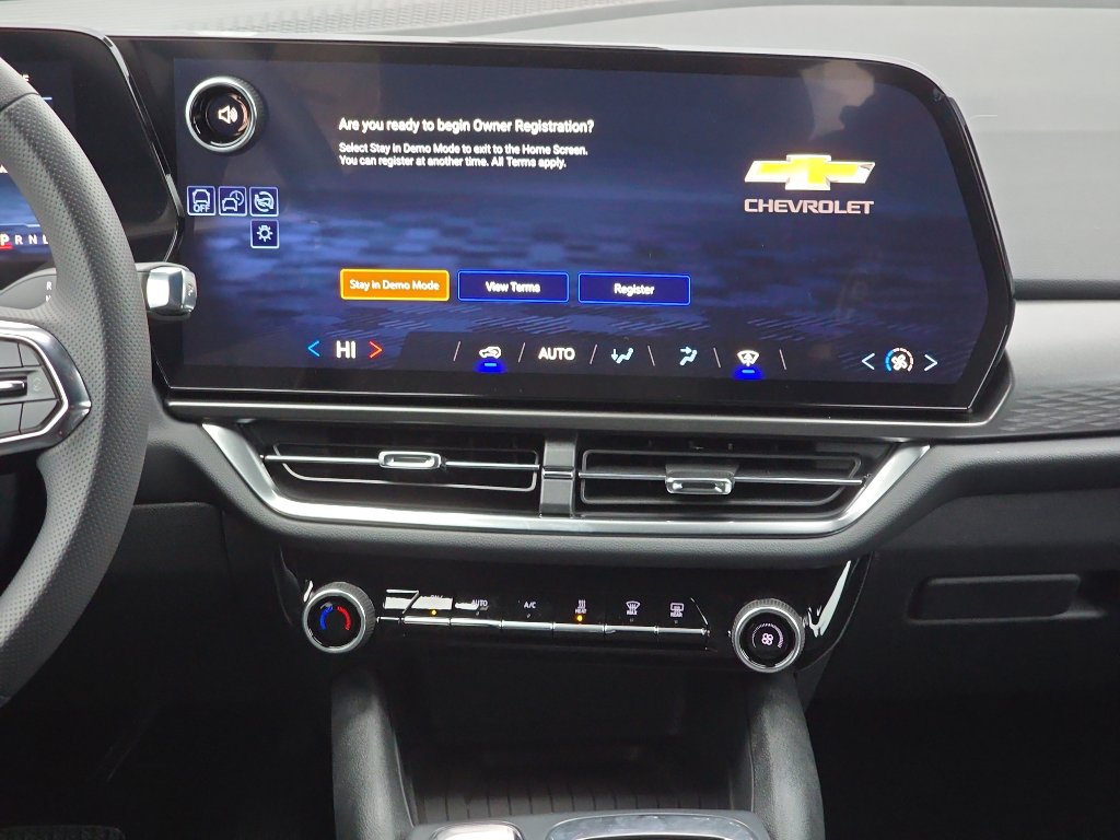 New 2026 Chevrolet Equinox EV LT image 23