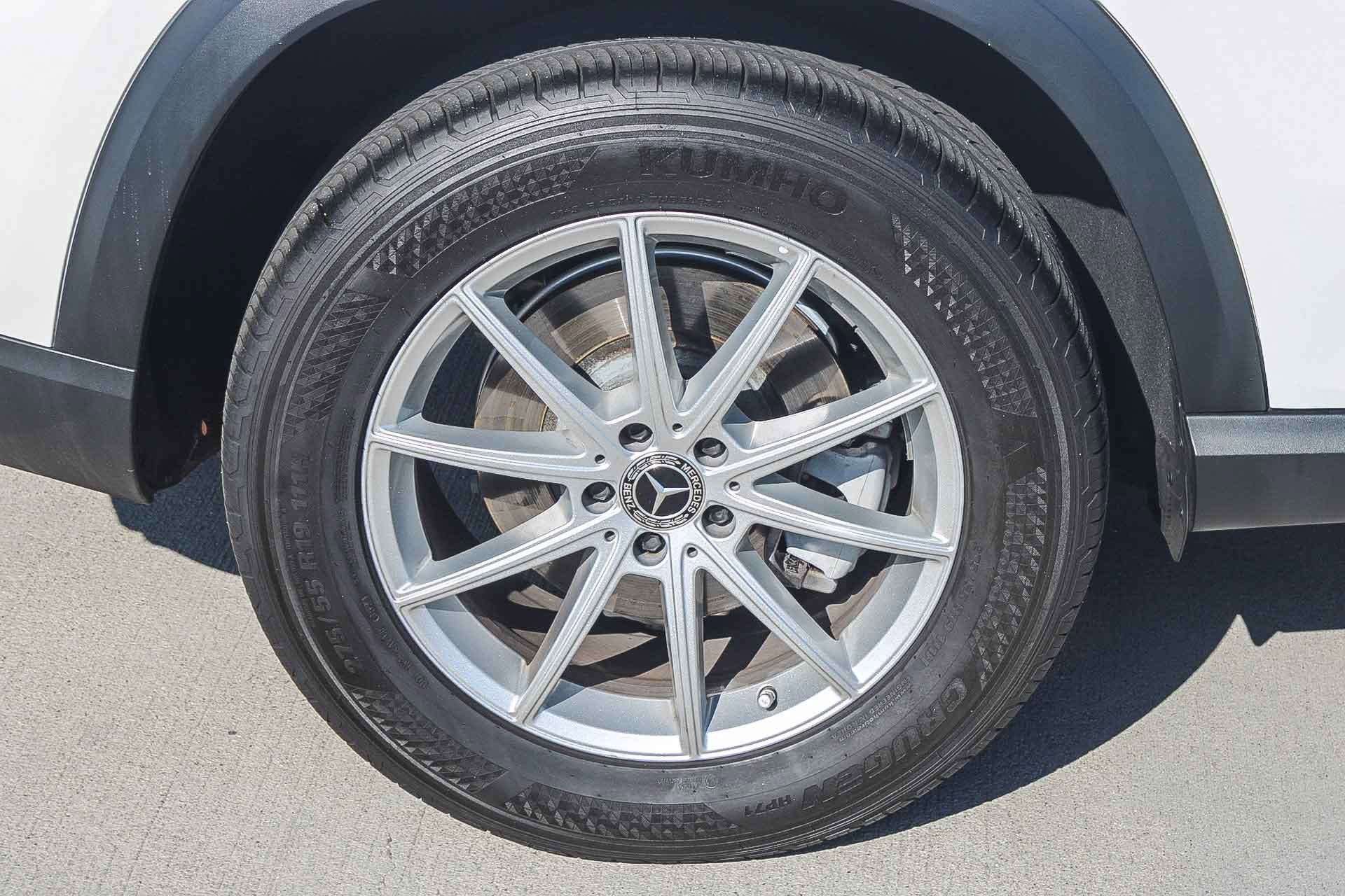 Used 2024 Mercedes-Benz GLE 450e 4MATIC image 12