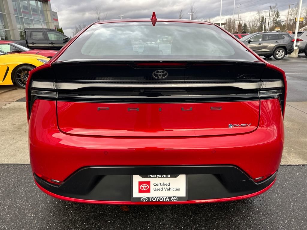Certified 2025 Toyota Prius Plug-In Hybrid image 4