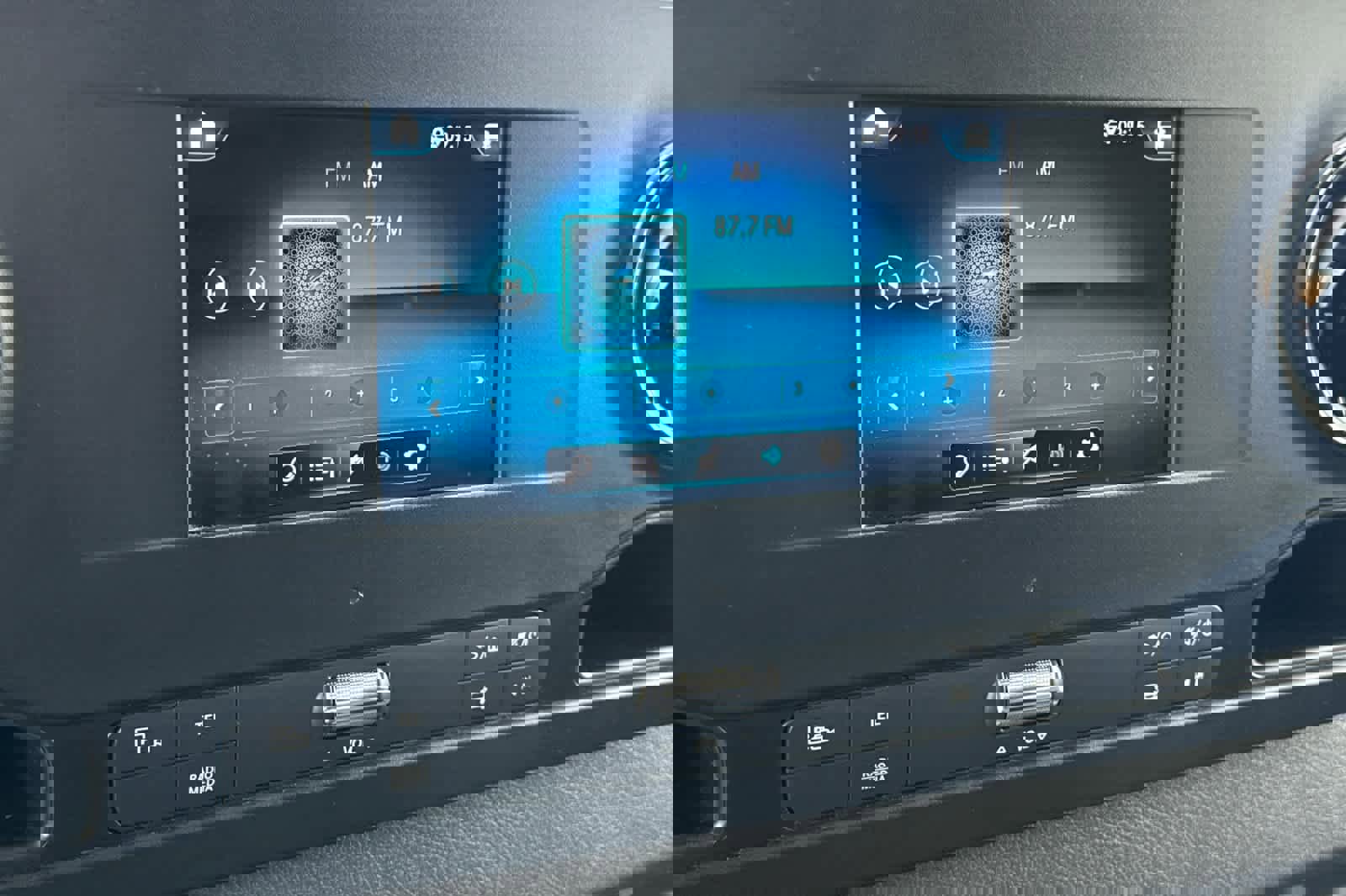 Used 2023 Mercedes-Benz Sprinter 2500 image 16