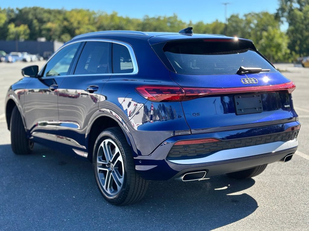 Certified 2025 Audi Q5 Premium w/ Convenience Package AWD/4WD image 4