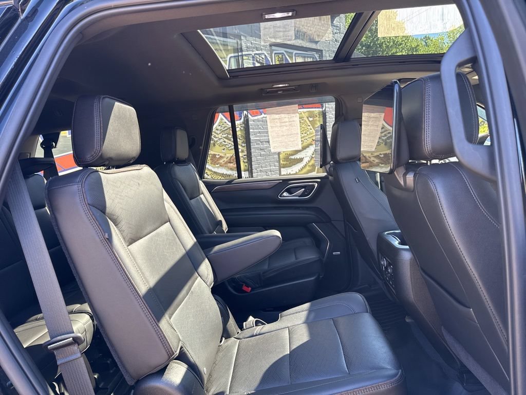 Used 2021 Chevrolet Tahoe High Country AWD/4WD image 16
